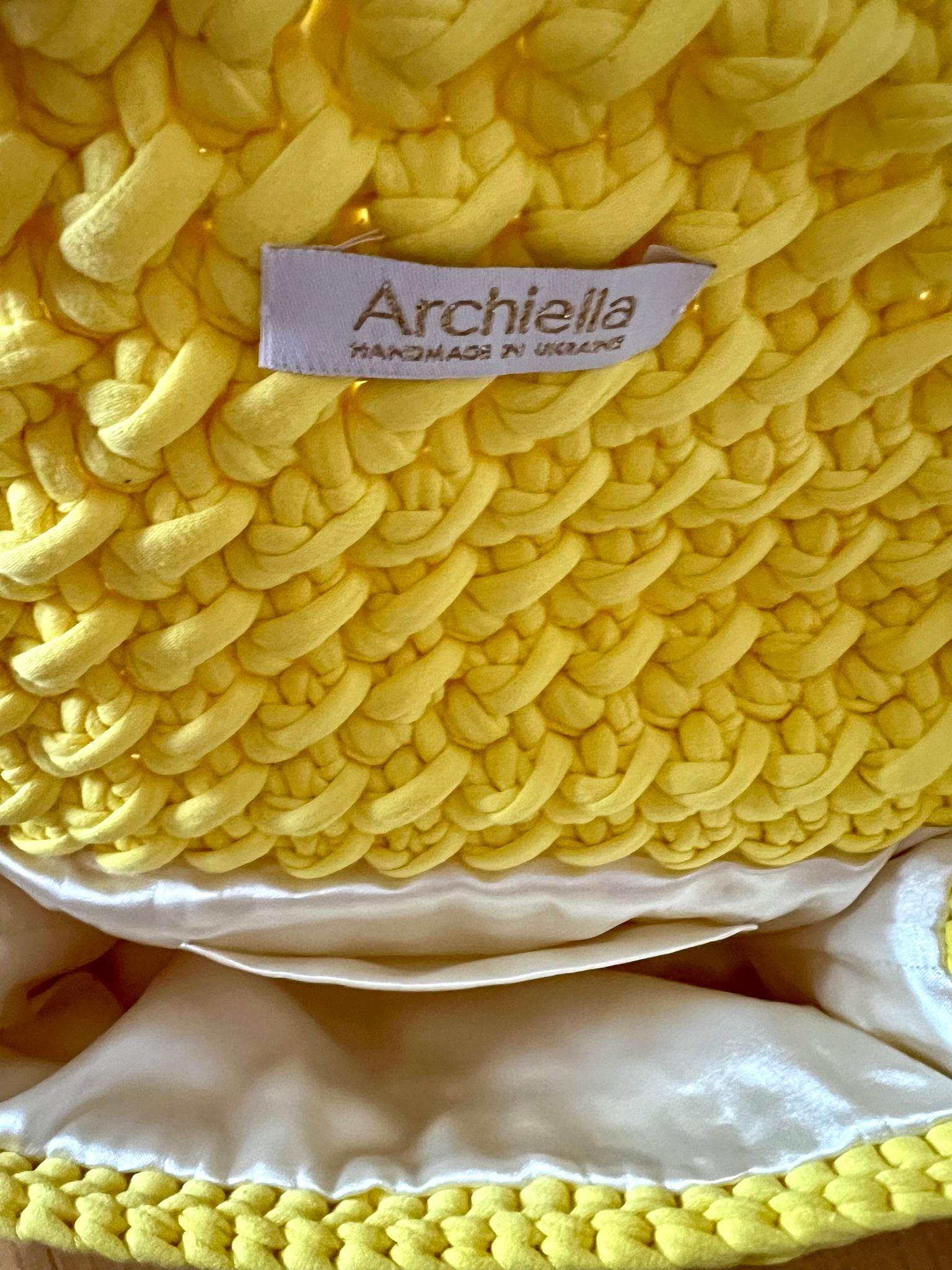 Archiella Knitted Handbag Capri Silver